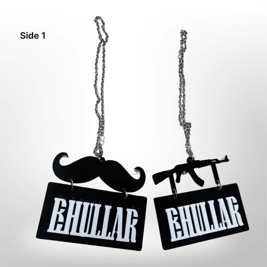 Cintre de voiture "Bhullar" - moustache/pistolet